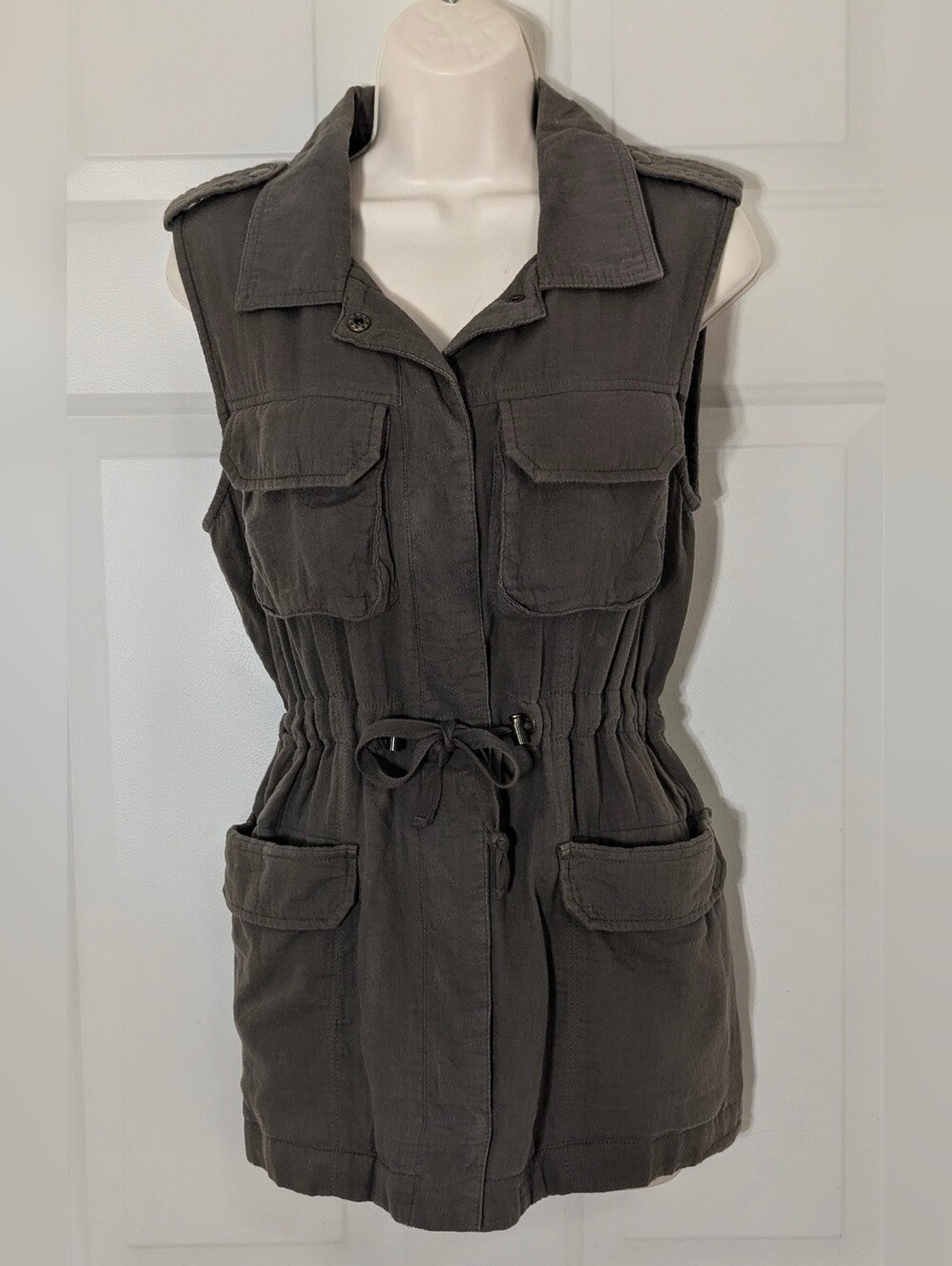 Democracy Olive Green Cargo Utility Multi Pocket Safari Vest Small - Picture 1 of 8